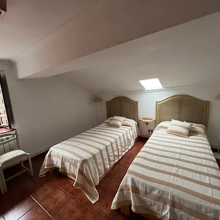 Holiday home Casa Perelada Orena