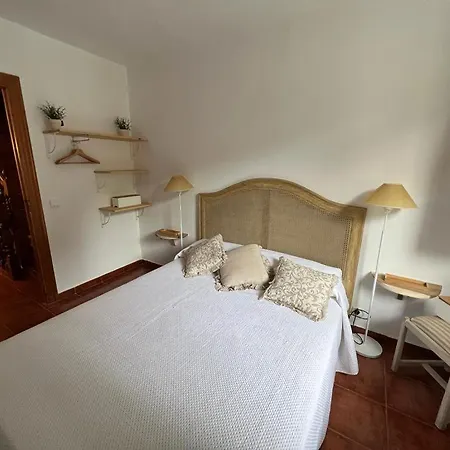 Casa Perelada Orena