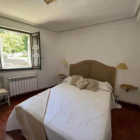 Holiday home Casa Perelada